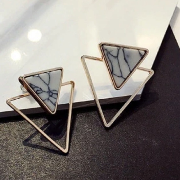 NEW!💙💎💛GEOMETRIC MODERN TRIANGLES!💛💎💙MARBLED - Picture 7 of 8